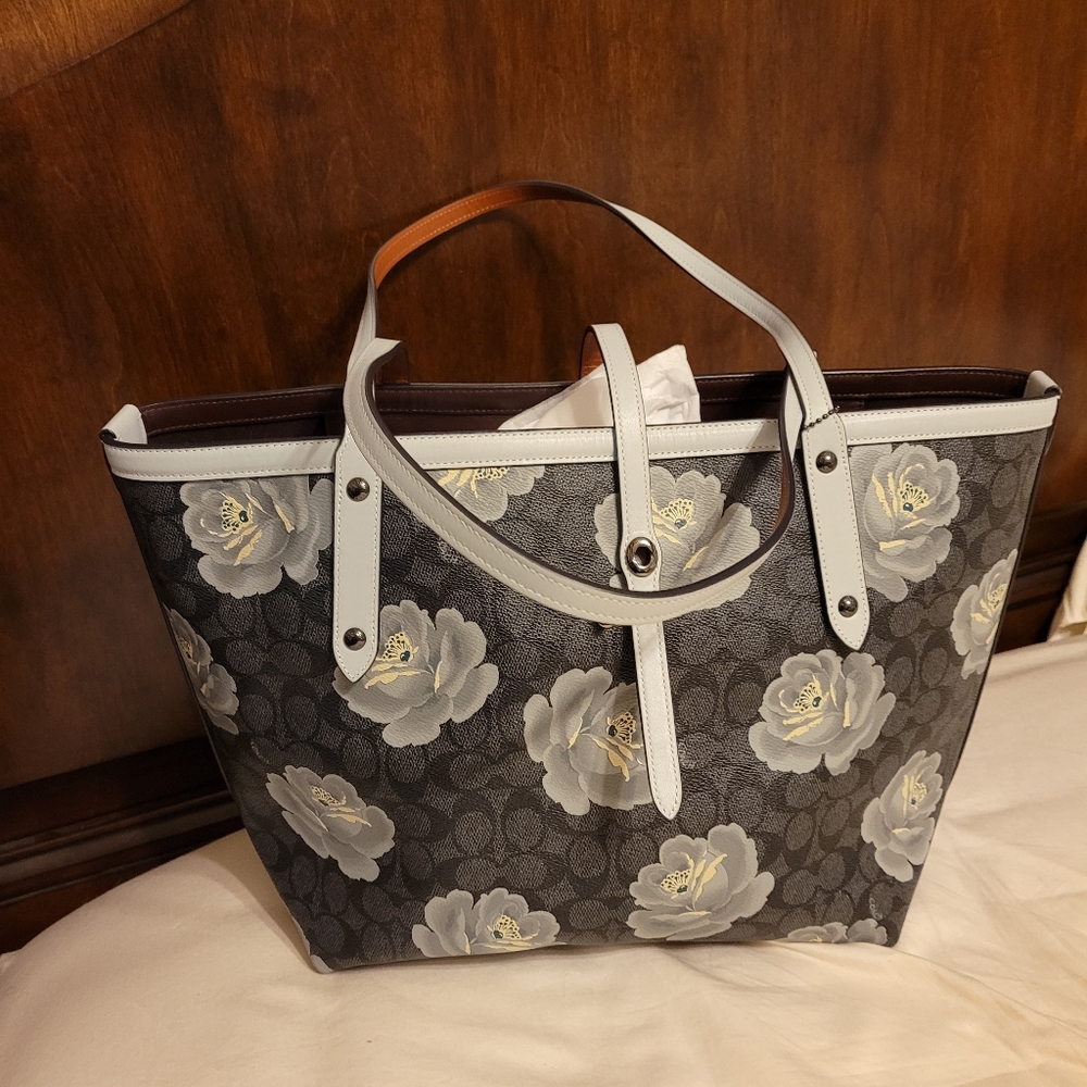 Coach Market Floral Tote
